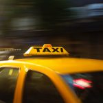 Taxi Ypenburg boeken bij een glaasje teveel op